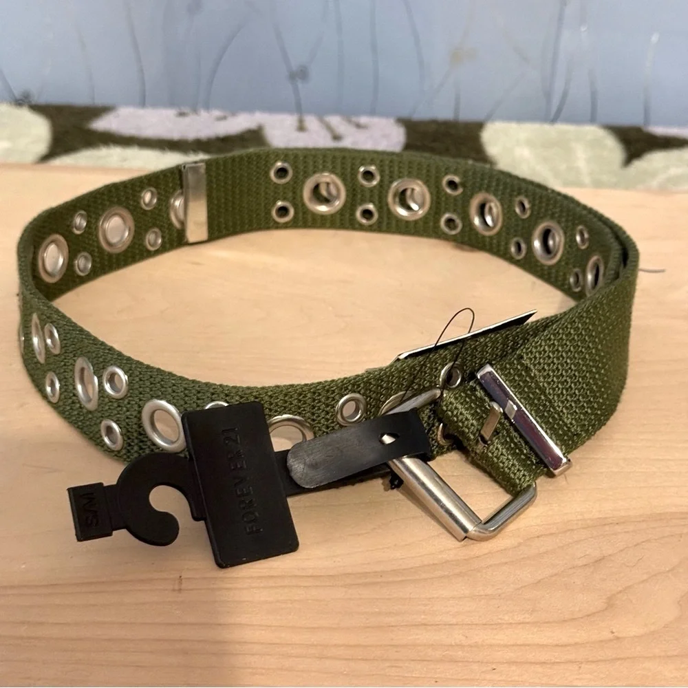 New Forever 21 Olive Belt with Silver Details Size S/M
